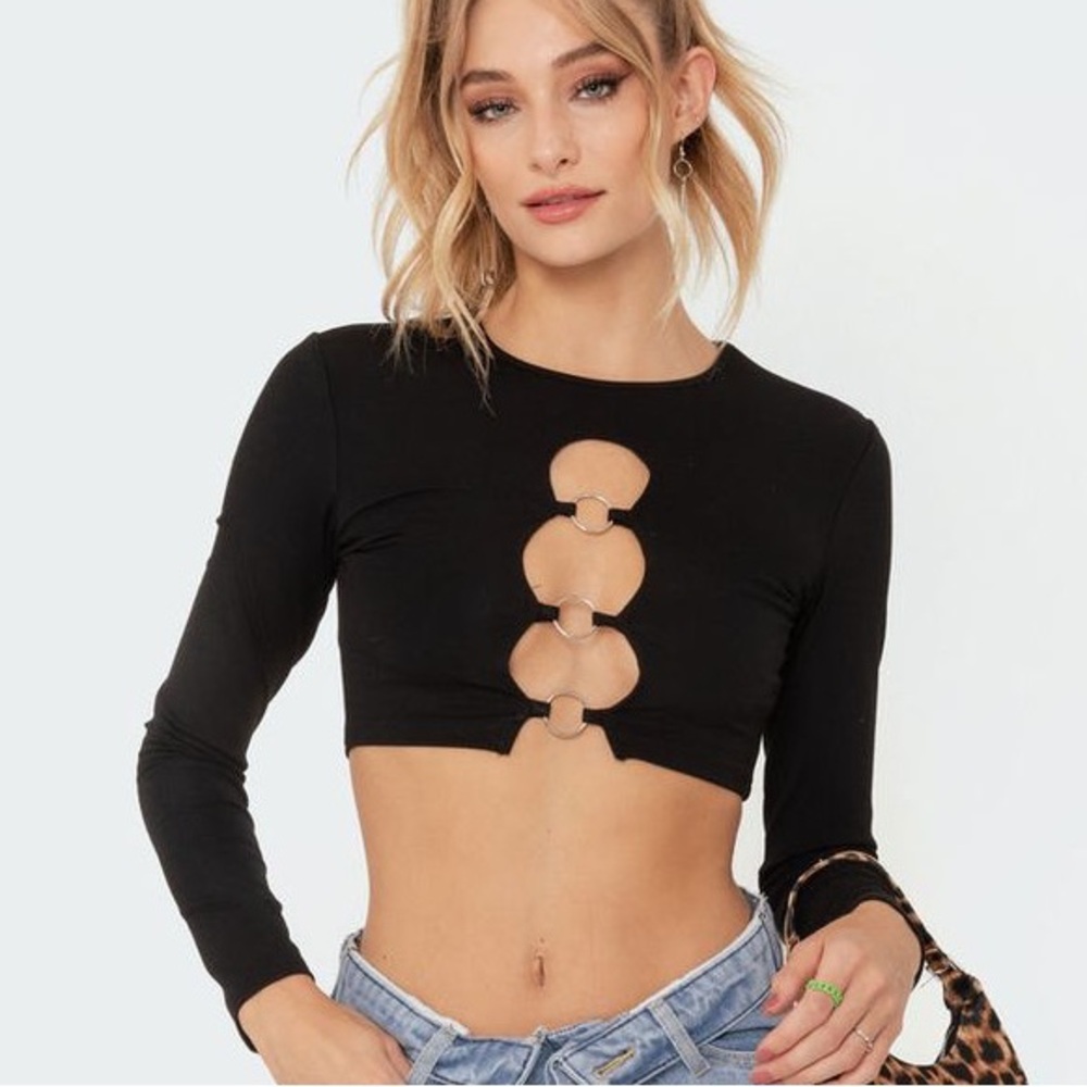 Edikted Patricia Open Ring Top